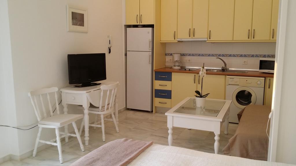 Apartamento Blanco Calle Pureza Séville